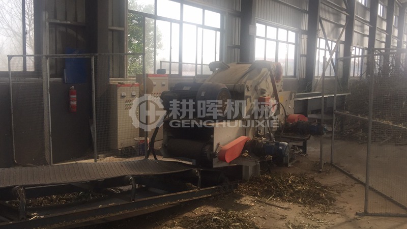 綠化樹枝粉碎生產線修建樹枝粉碎生產線設備