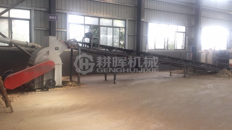 綠化樹枝粉碎生產線修建樹枝粉碎生產線設備