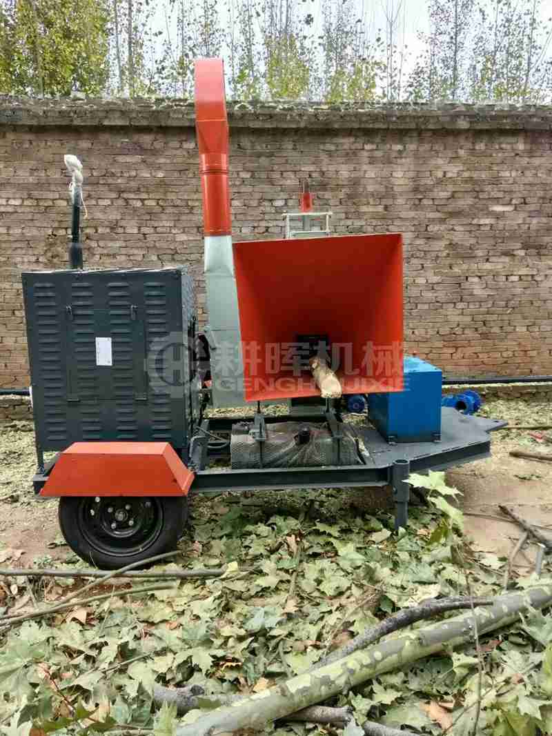 輪式園林粉碎機盤式園林粉碎機現場