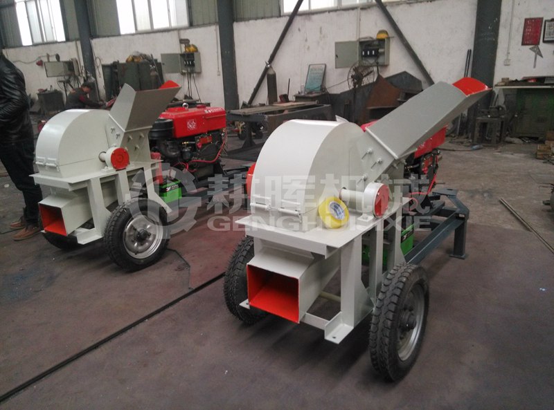 GH600移動(dòng)柴油木削機(jī)燒油移動(dòng)的碎枝機(jī) GH600移動(dòng)柴油木削機(jī)燒油移動(dòng)的碎枝機(jī)
