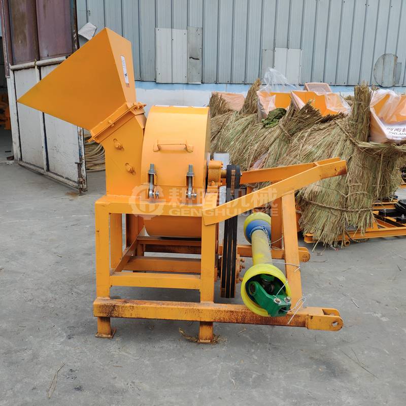 拖拉機帶木削機拖拉機帶樹枝粉碎機拖拉機碎木