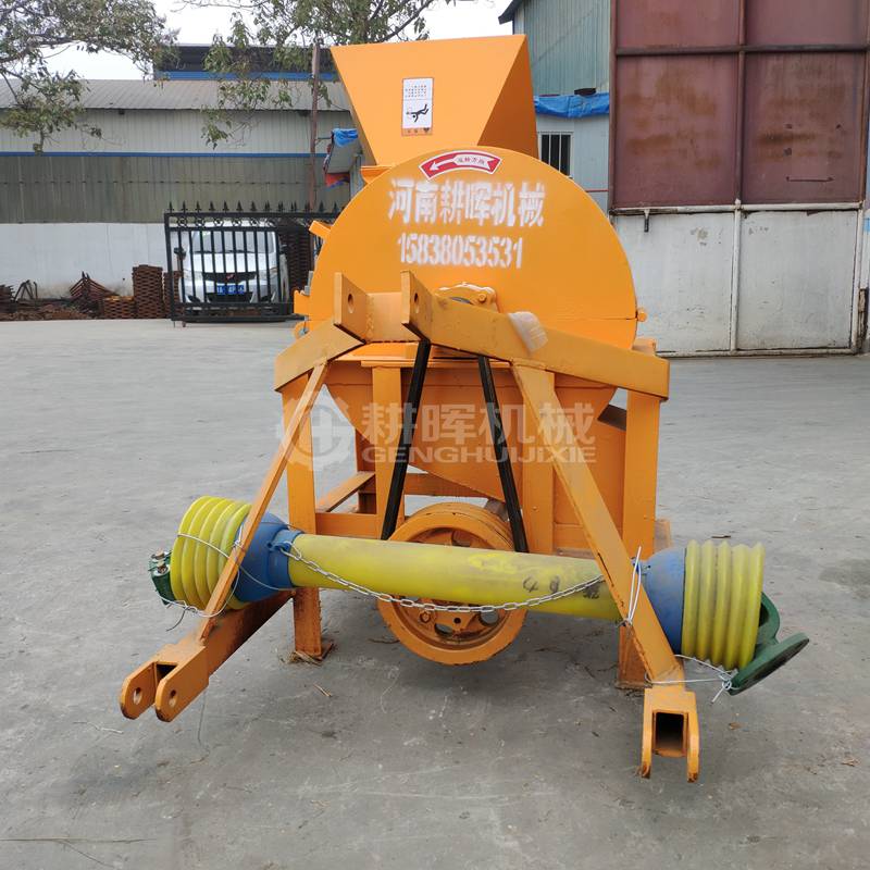 拖拉機帶木削機拖拉機帶樹枝粉碎機拖拉機碎木