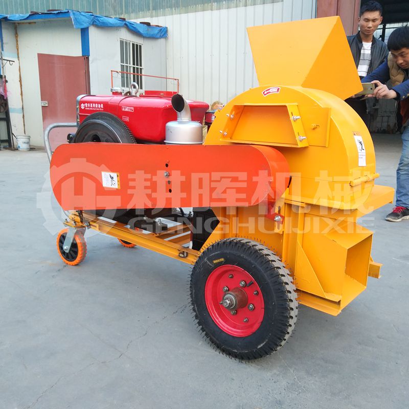 小型移動(dòng)柴油樹枝粉沫機(jī)小型移動(dòng)柴油碎枝機(jī) 小型移動(dòng)柴油樹枝粉沫機(jī)小型移動(dòng)柴油碎枝機(jī)