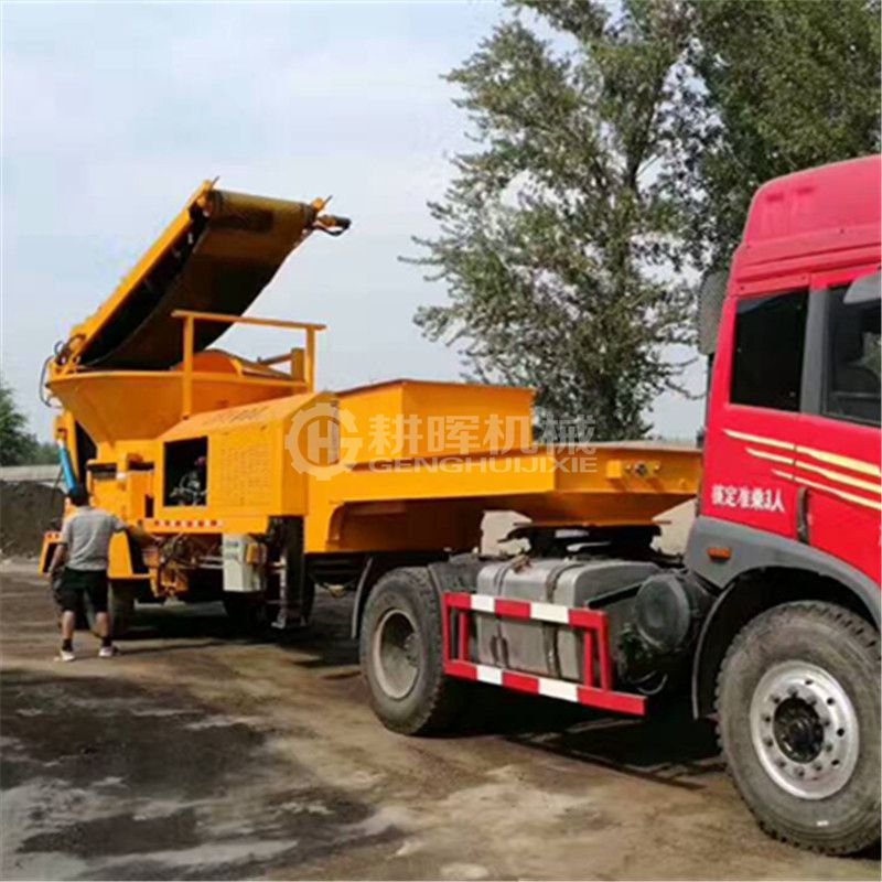 圓盤樹根粉碎機現(xiàn)場