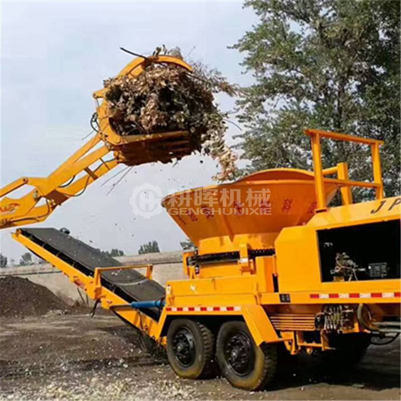 圓盤樹根粉碎機現(xiàn)場