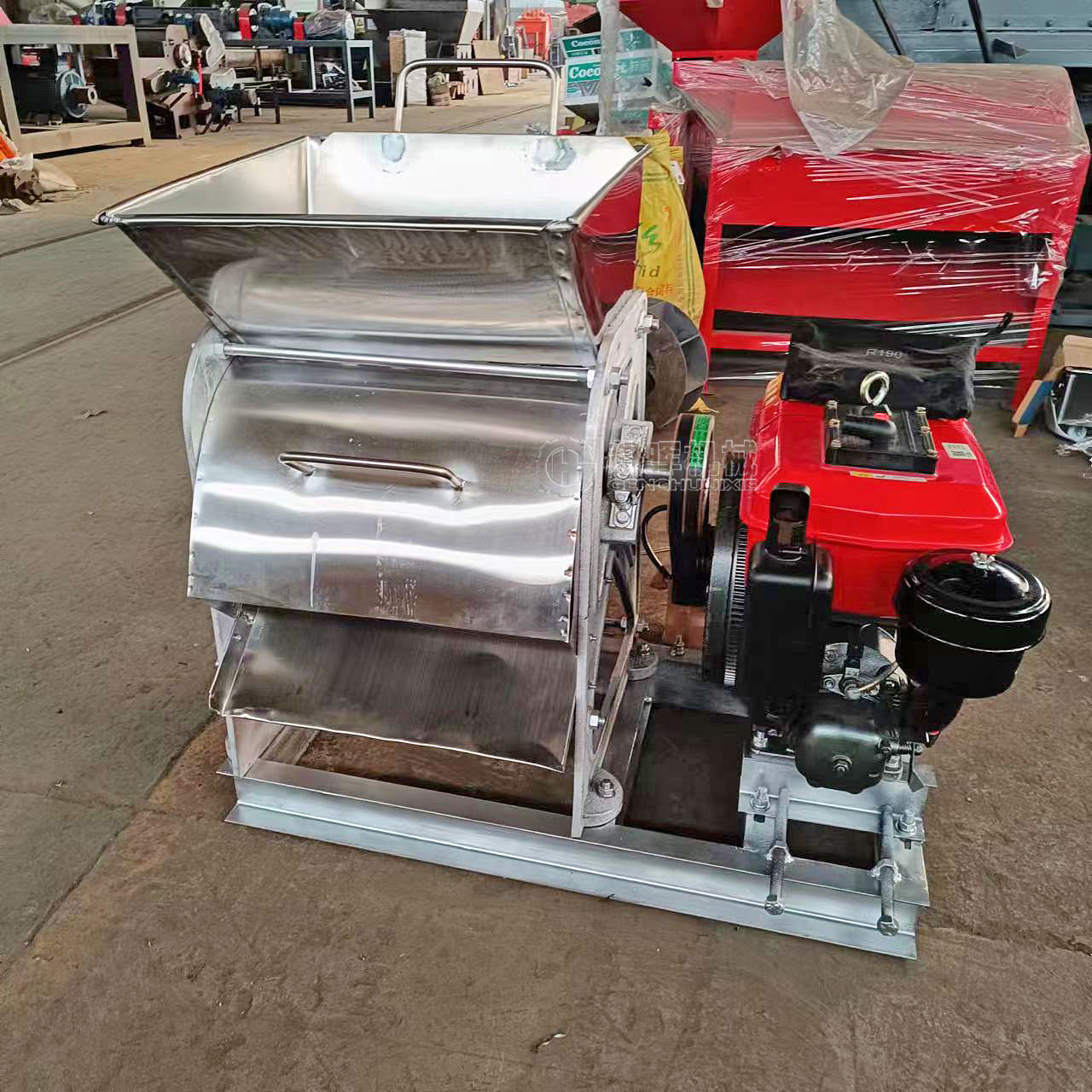 紅薯磨漿機(jī) 木薯粉碎機(jī) 薯類土豆葛根淀粉機(jī)